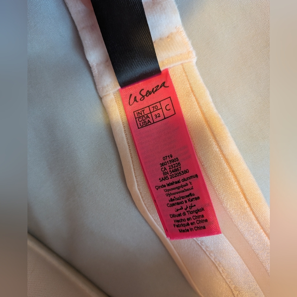 La Senza Strapless Push Up Bra Size 32C Nude Light Baby Pink - Picture 2 of 4